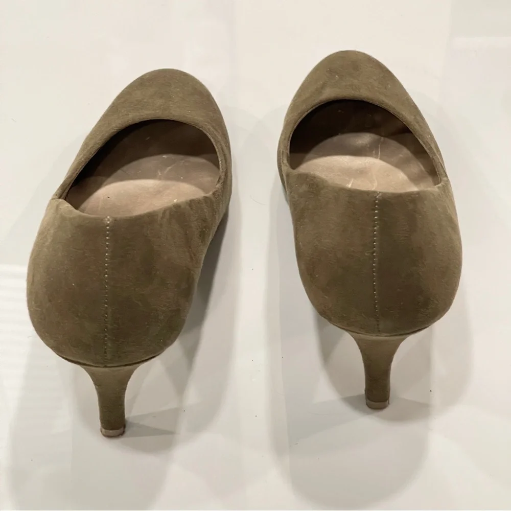 Mushroom Brown Dexflex Comfort Suede Pumps Heels Shoes Almond Toe Flexible Soles - Picture 3 of 4